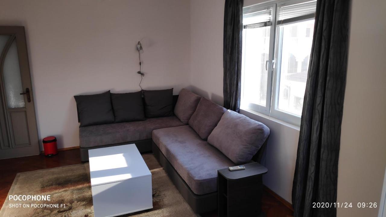 Unique Location With Parking Apartament Burgas City
